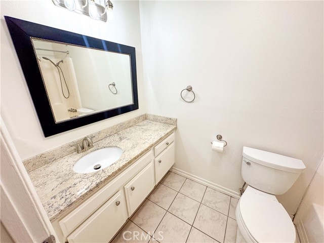 9952 Independence Avenue photo 18
