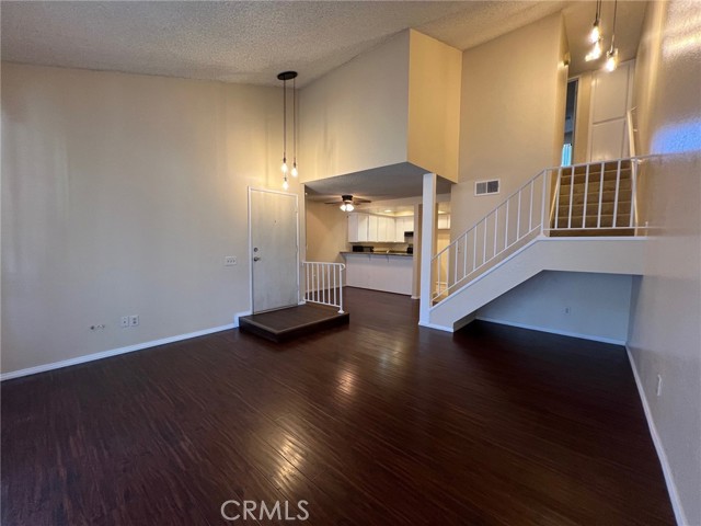 Detail Gallery Image 4 of 21 For 1031 S Palmetto Ave #D2,  Ontario,  CA 91762 - 2 Beds | 2/1 Baths