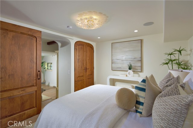 Detail Gallery Image 21 of 42 For 1302 Skyline Dr, Laguna Beach,  CA 92651 - 4 Beds | 4/1 Baths