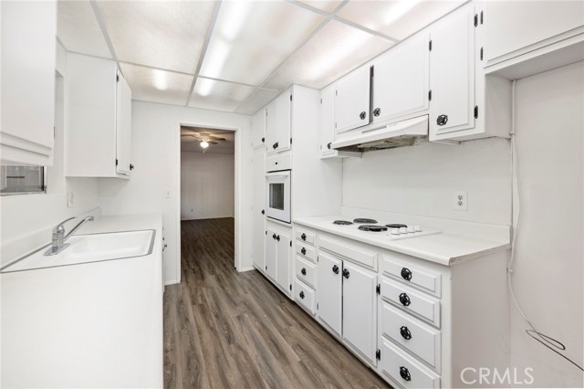 1258 Turquoise, Hemet CA: https://media.crmls.org/medias/c83dc26a-bc0c-4e60-b6c5-0de6dd4b5795.jpg