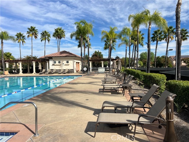 Detail Gallery Image 23 of 29 For 31338 Brush Creek Cir, Temecula,  CA 92591 - 5 Beds | 3/1 Baths