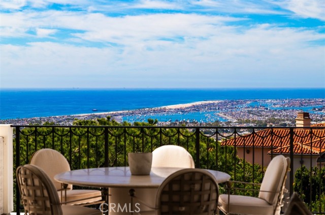 Detail Gallery Image 28 of 74 For 7 Sailview, Newport Coast,  CA 92657 - 7 Beds | 8/2 Baths