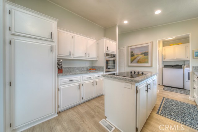 Detail Gallery Image 20 of 74 For 1473 Salem Ct, Oceanside,  CA 92057 - 4 Beds | 4 Baths