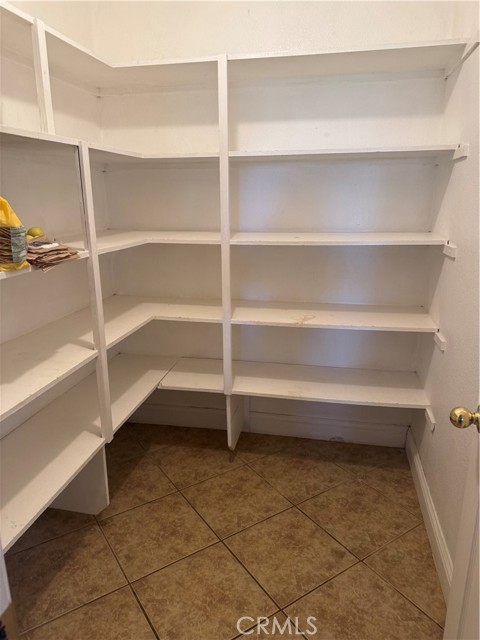 218 Brighton Avenue, King City CA: https://media.crmls.org/medias/c83f7993-66f8-4c07-8430-f50639ff2461.jpg