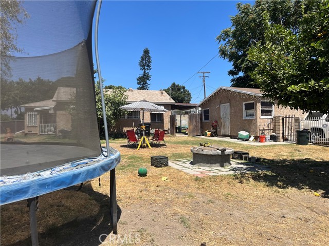 Detail Gallery Image 4 of 15 For 3606 Beuville Ave, El Monte,  CA 91731 - 2 Beds | 1 Baths