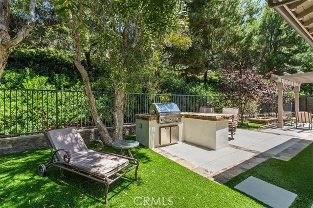 34 Tall Hedge, Irvine CA: https://media.crmls.org/medias/c84027a1-5494-4182-b3bd-5eb2a757909f.jpg
