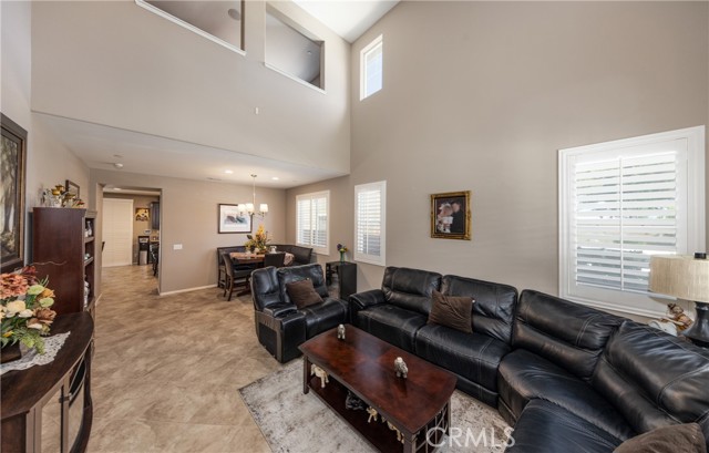 Detail Gallery Image 7 of 45 For 13025 Bowker Play Ct, Beaumont,  CA 92223 - 5 Beds | 2/1 Baths