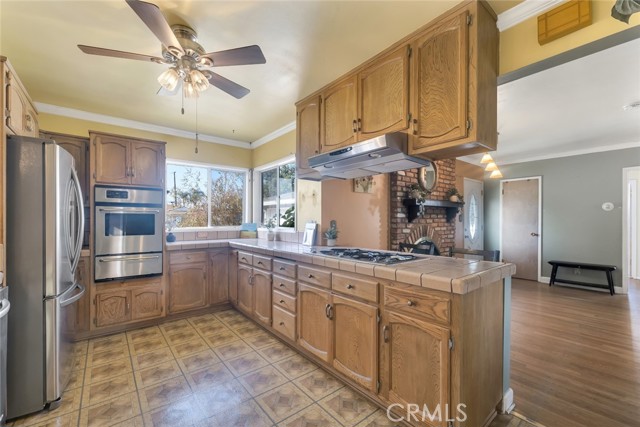 13406 Lancelot Avenue, Norwalk CA: https://media.crmls.org/medias/c8413c5d-8eda-4fc3-b585-4c885257e5a6.jpg