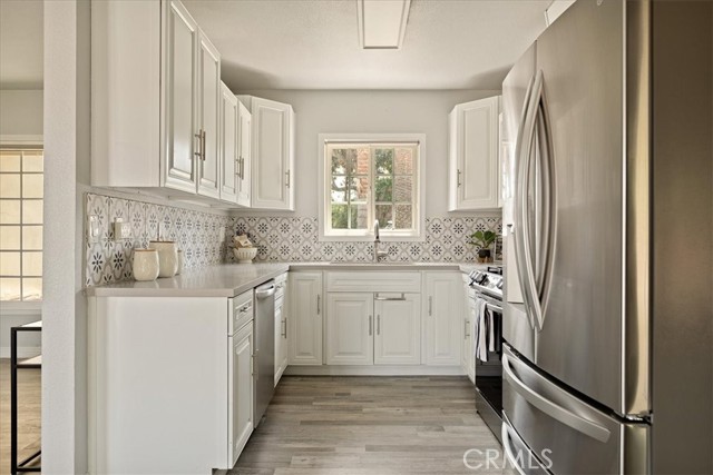 1110 W Cypress Avenue, Redlands CA: https://media.crmls.org/medias/c841485e-9721-4026-a81e-6365375eb936.jpg