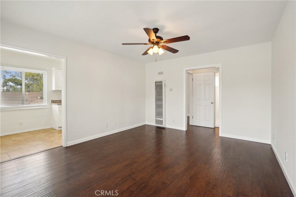 MLS #AR25090673 image #2
