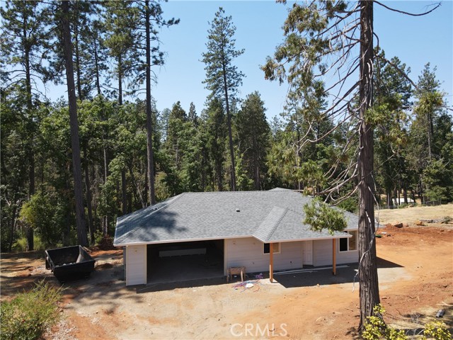 1796 Forest Glen Road, Paradise CA: https://media.crmls.org/medias/c841afd1-6e09-43aa-93c6-e048d9e26a09.jpg
