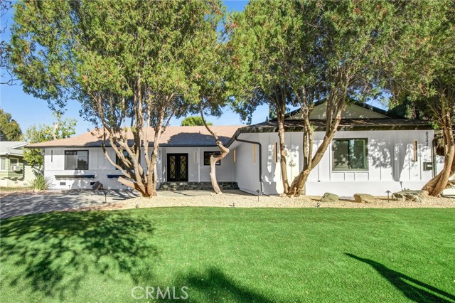 8346 Moorcroft Avenue photo 46
