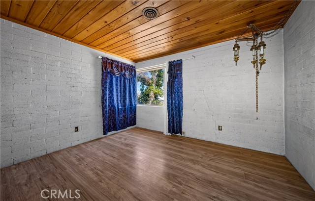 21798 Standing Rock Ave, Apple Valley, CA 92307 photo 13