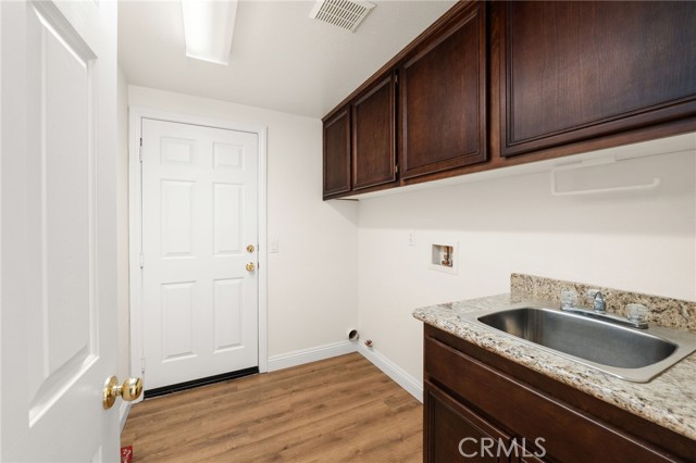 Detail Gallery Image 11 of 35 For 1067 Gold Finch, Beaumont,  CA 92223 - 6 Beds | 3 Baths