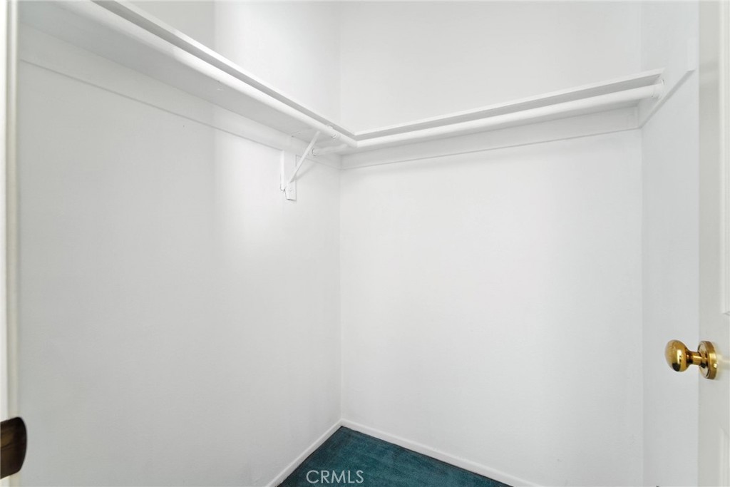 https://media.crmls.org/medias/c8443663-23bb-43c9-a2c5-2fe842e48bb3.jpg?preset=X-Large
