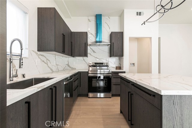 Detail Gallery Image 9 of 34 For 17440 Index St, Granada Hills,  CA 91344 - 3 Beds | 2 Baths