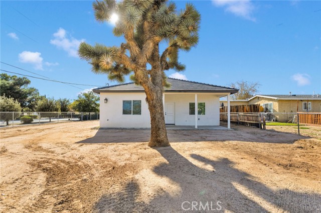 Detail Gallery Image 26 of 30 For 16150 Smoke Tree, Hesperia,  CA 92345 - 3 Beds | 2 Baths