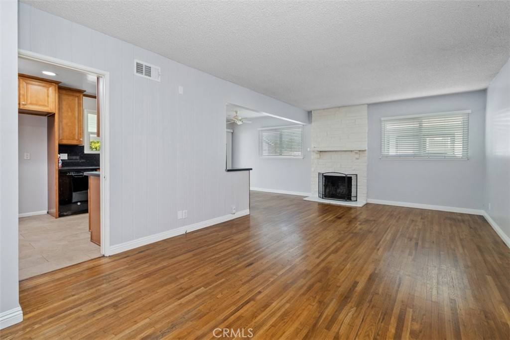 3157 W Lindacita Lane