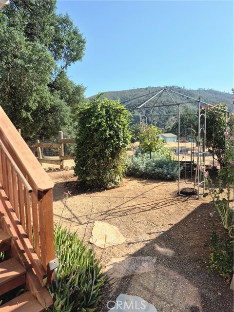 Detail Gallery Image 38 of 62 For 2940 Blackfeet Trl, Clearlake Oaks,  CA 95423 - 3 Beds | 2 Baths