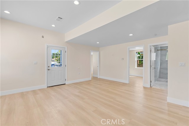 Image 15 of 35 For 14376 Euclid Street 1-4