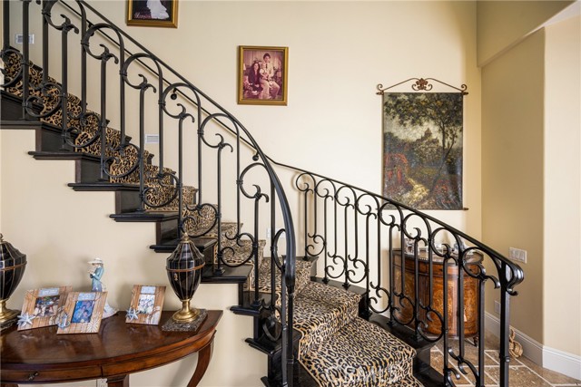 Detail Gallery Image 16 of 50 For 3222 Clay St, Newport Beach,  CA 92663 - 3 Beds | 2/1 Baths