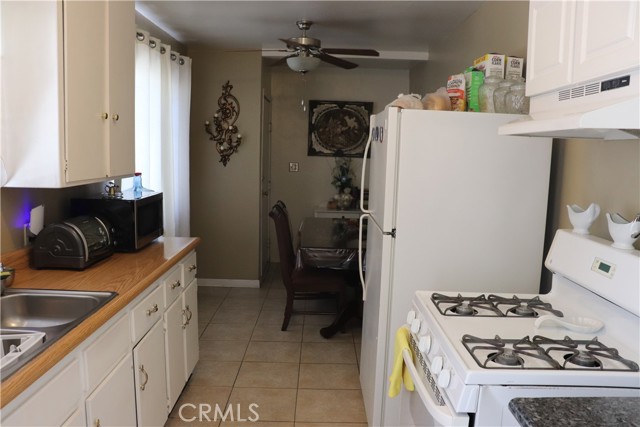 1971 7th, Riverside CA: https://media.crmls.org/medias/c846eb8a-b1bd-4194-b508-30817f68df25.jpg