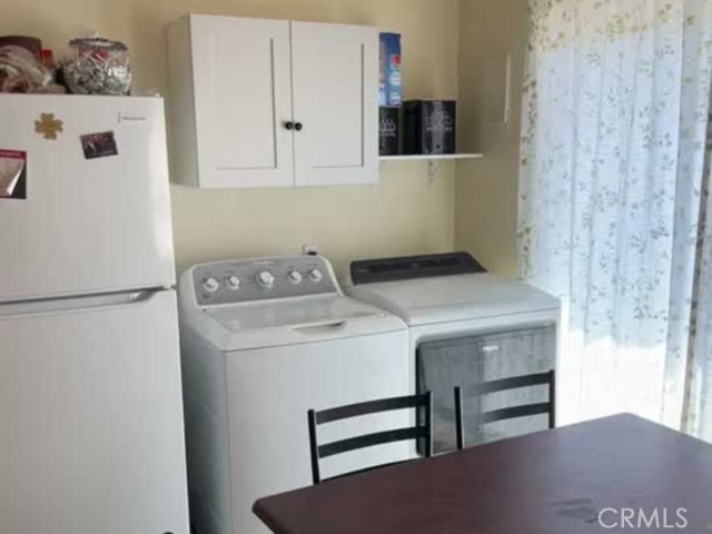1017 S Chester Avenue, Compton CA: https://media.crmls.org/medias/c846f83a-f6e0-4727-b919-f713d1bfb4ae.jpg