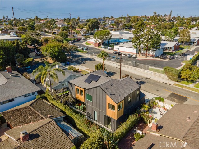 1032 Avenue H, Redondo Beach, California 90277, 4 Bedrooms Bedrooms, ,5 BathroomsBathrooms,Residential,Sold,Avenue H,SB22231404