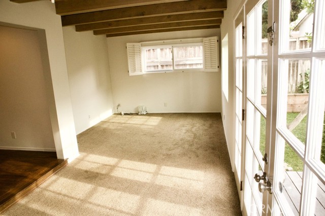 Detail Gallery Image 17 of 23 For 422 Avenue E, Redondo Beach,  CA 90277 - 4 Beds | 2 Baths