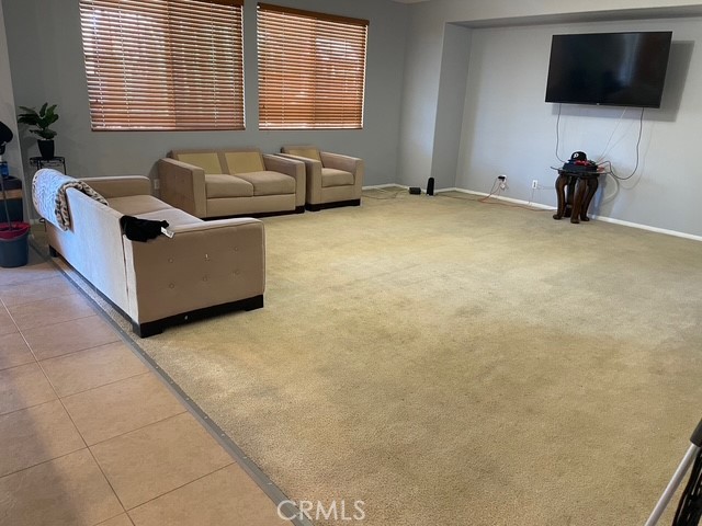 5825 Finchley Road, Palmdale CA: https://media.crmls.org/medias/c847a9aa-3c60-47b0-a3d0-90e52ae8f16a.jpg