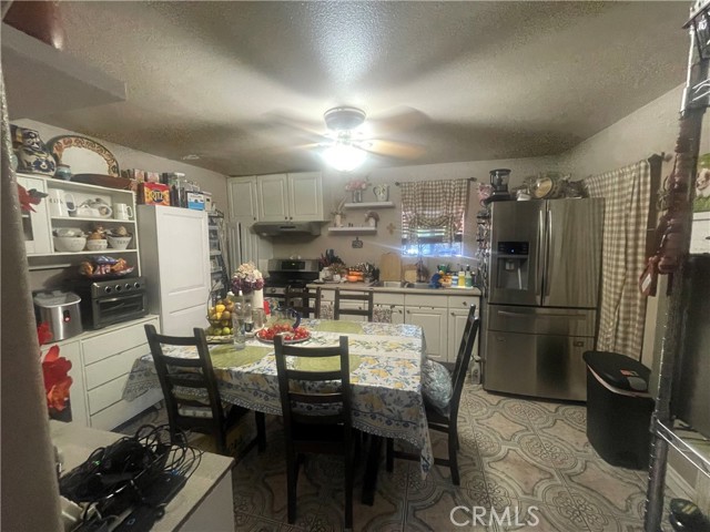 7751 Arvilla Avenue, Sun Valley CA: https://media.crmls.org/medias/c848a82a-7885-48ae-b431-6e56ddf472d3.jpg