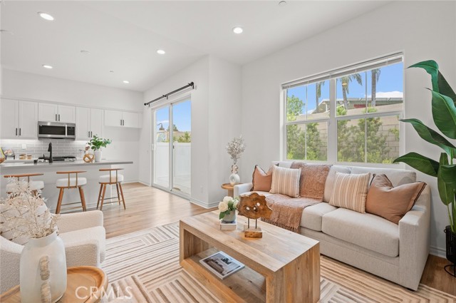 Detail Gallery Image 18 of 42 For 937 E Wonder Lane, Glendora,  CA 91740 - 4 Beds | 3 Baths