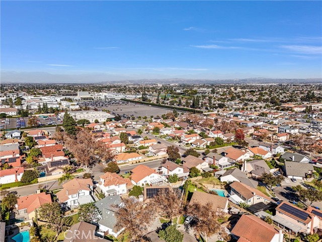 Detail Gallery Image 34 of 39 For 16802 Coral Reef Cir, Cerritos,  CA 90703 - 4 Beds | 4 Baths