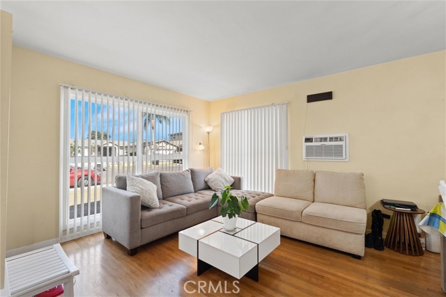 Detail Gallery Image 2 of 14 For 12824 Orr & Day Road, Norwalk,  CA 90650 - 2 Beds | 1 Baths