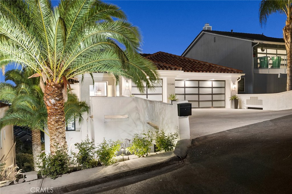 12344 Circula Panorama, North Tustin, CA 92705