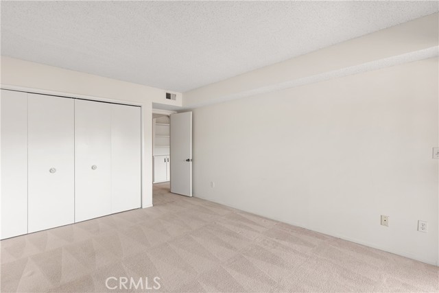 5330 Lindley Avenue, Encino CA: https://media.crmls.org/medias/c84a0b4f-d608-473b-80f3-caa3d6230bc8.jpg