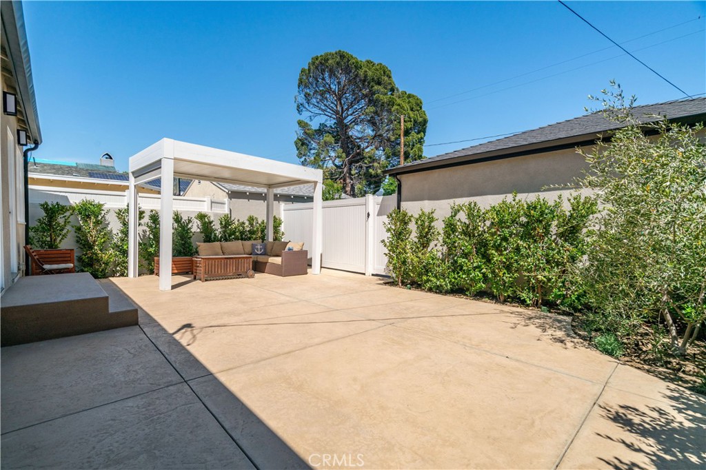 1330 N Lincoln StreetBurbank img 2