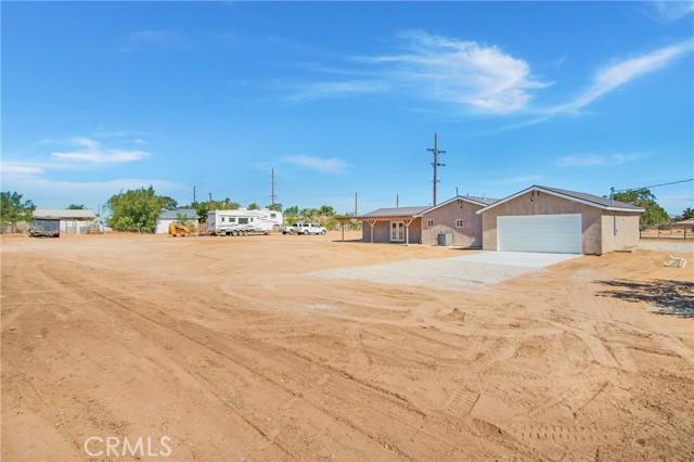 Detail Gallery Image 19 of 22 For 16907 Sultana, Hesperia,  CA 92345 - 3 Beds | 1/1 Baths