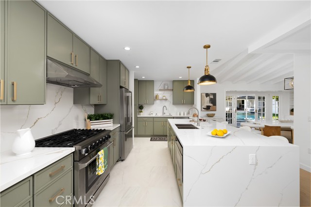 Detail Gallery Image 12 of 68 For 469 Cambridge, Arcadia,  CA 91007 - 5 Beds | 5 Baths