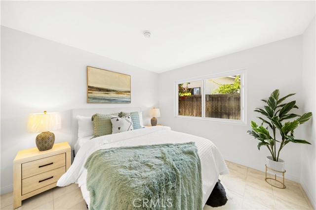 18701 Paseo Cortez, Irvine CA: https://media.crmls.org/medias/c84e35d4-4a59-4ebc-a651-4bacd33130ac.jpg