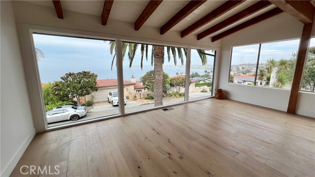536 Via Almar, Palos Verdes Estates, California 90274, 4 Bedrooms Bedrooms, ,1 BathroomBathrooms,Residential,For Sale,Via Almar,PV25249382