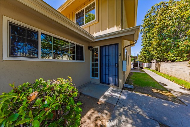 Detail Gallery Image 1 of 1 For 2204 Peach Ave #2,  Clovis,  CA 93612 - 2 Beds | 1 Baths