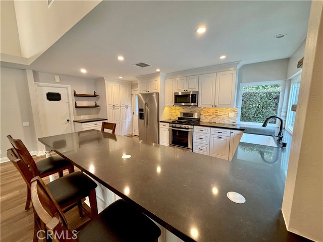 Detail Gallery Image 5 of 17 For 24062 Juaneno, Mission Viejo,  CA 92691 - 4 Beds | 2 Baths