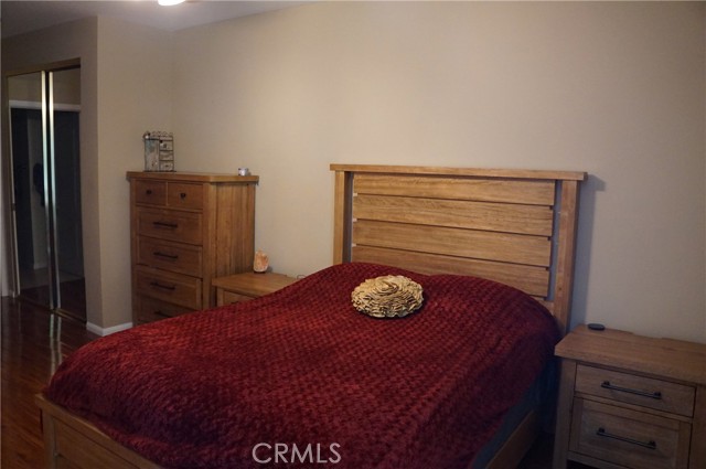 11225 Peach Grove Street, 202 photo 10