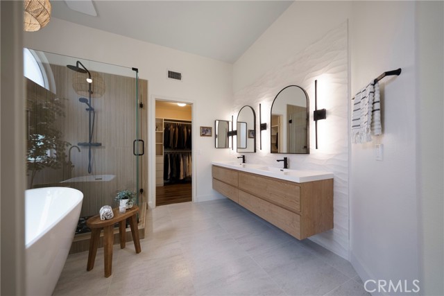 2902 Easton Place, Rowland Heights CA: https://media.crmls.org/medias/c8501625-3c33-4319-b658-04fe78923392.jpg