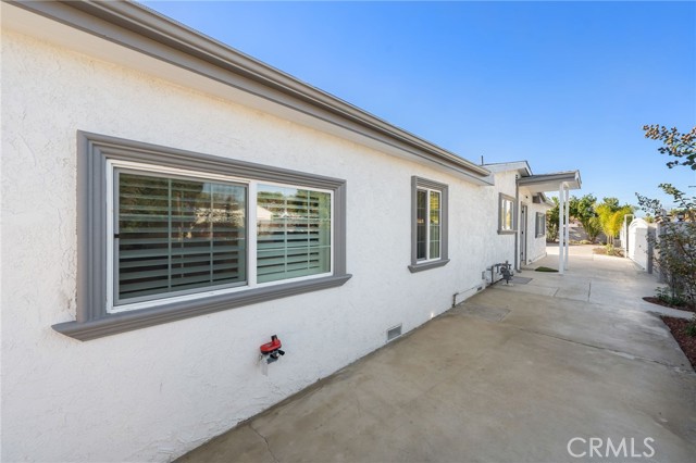 Detail Gallery Image 7 of 64 For 13533 Terra Bella, Pacoima,  CA 91331 - 5 Beds | 4/1 Baths