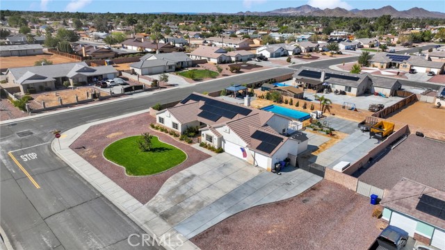 21152 Reliance, Apple Valley CA: https://media.crmls.org/medias/c850b6bd-7298-496f-baf6-5dbe0f43b9cf.jpg