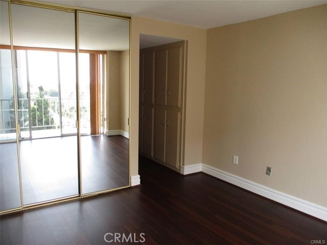 Detail Gallery Image 11 of 17 For 375 Atlantic Ave #702,  Long Beach,  CA 90802 - 2 Beds | 2 Baths
