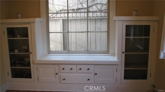 Detail Gallery Image 12 of 14 For 324 Ximeno Ave, Long Beach,  CA 90814 - 3 Beds | 1 Baths