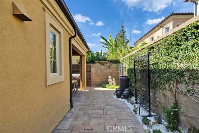 Detail Gallery Image 4 of 38 For 87 Hanging Gdn, Irvine,  CA 92620 - 3 Beds | 2/1 Baths